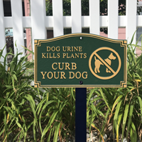 Cartello Metallo Umoristico Per Cucina O Giardino – 40,6 X 10,2 Cm – Dog Urine Kills Plants Please Curb Your Dog